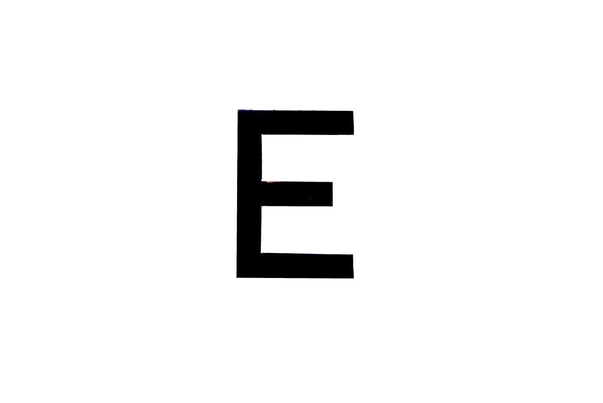 NUMBER PLATE DIGITS E EACH