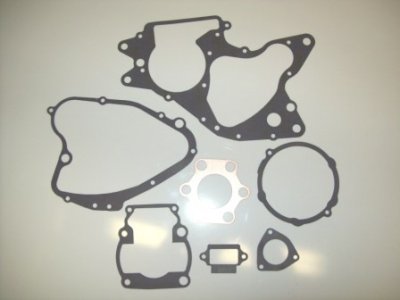 1979/1980 Suzuki RM 125 Complete Engine Gasket Kit