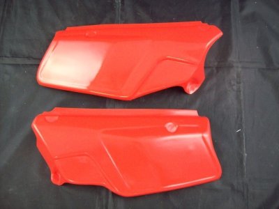 1983/1984 Honda XR 80R 100R Side Panels - Flash Red