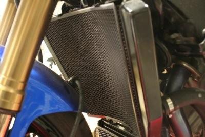 R&G RADIATOR GUARD, BLACK 41605140
