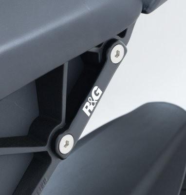 R&G REAR FOOTREST PLATE, BLACK 41211080