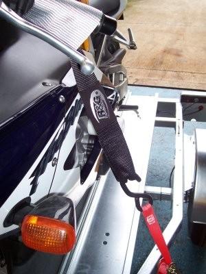 R&G STRAP, HANDLEBAR TOP
