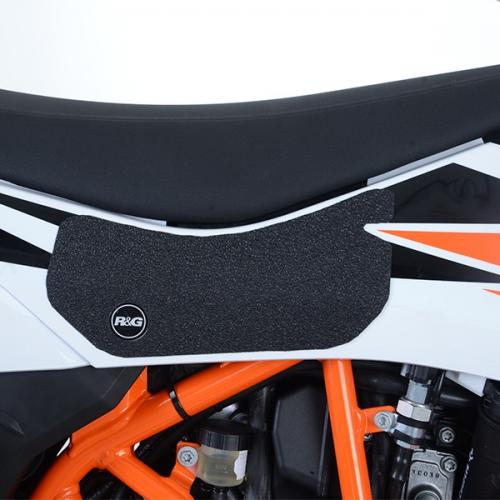 R&G TANK TRACTION GRIPS, BLACK 41965121