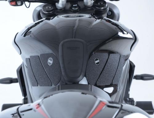 R&G TANK TRACTION GRIPS, BLACK 41968011
