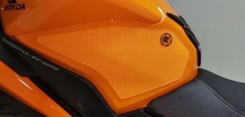 R&G EAZI-GRIP CLEAR TANK GRIPS -PRO RGPRO331CL