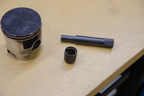 X-GRIP PISTON CLIP TOOL