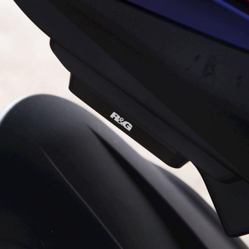R&G REAR FOOTREST PLATES (PAIR) RGBLP0120BK