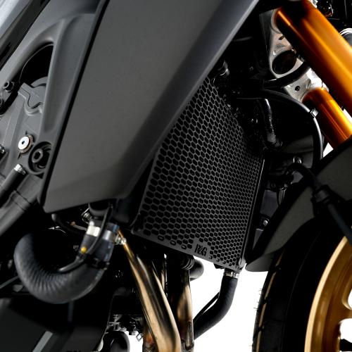 R&G PRO RADIATOR GUARD BLACK RGRAD0349PROBK