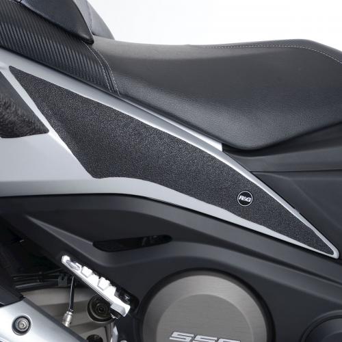 R&G TANK TRACTION GRIPS, BLACK 419617011