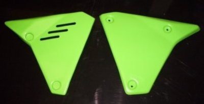 1980-1982 Kawasaki KDX 175; 1981 KDX 250 & 420; 1982 KDX 450 Side Panels Green