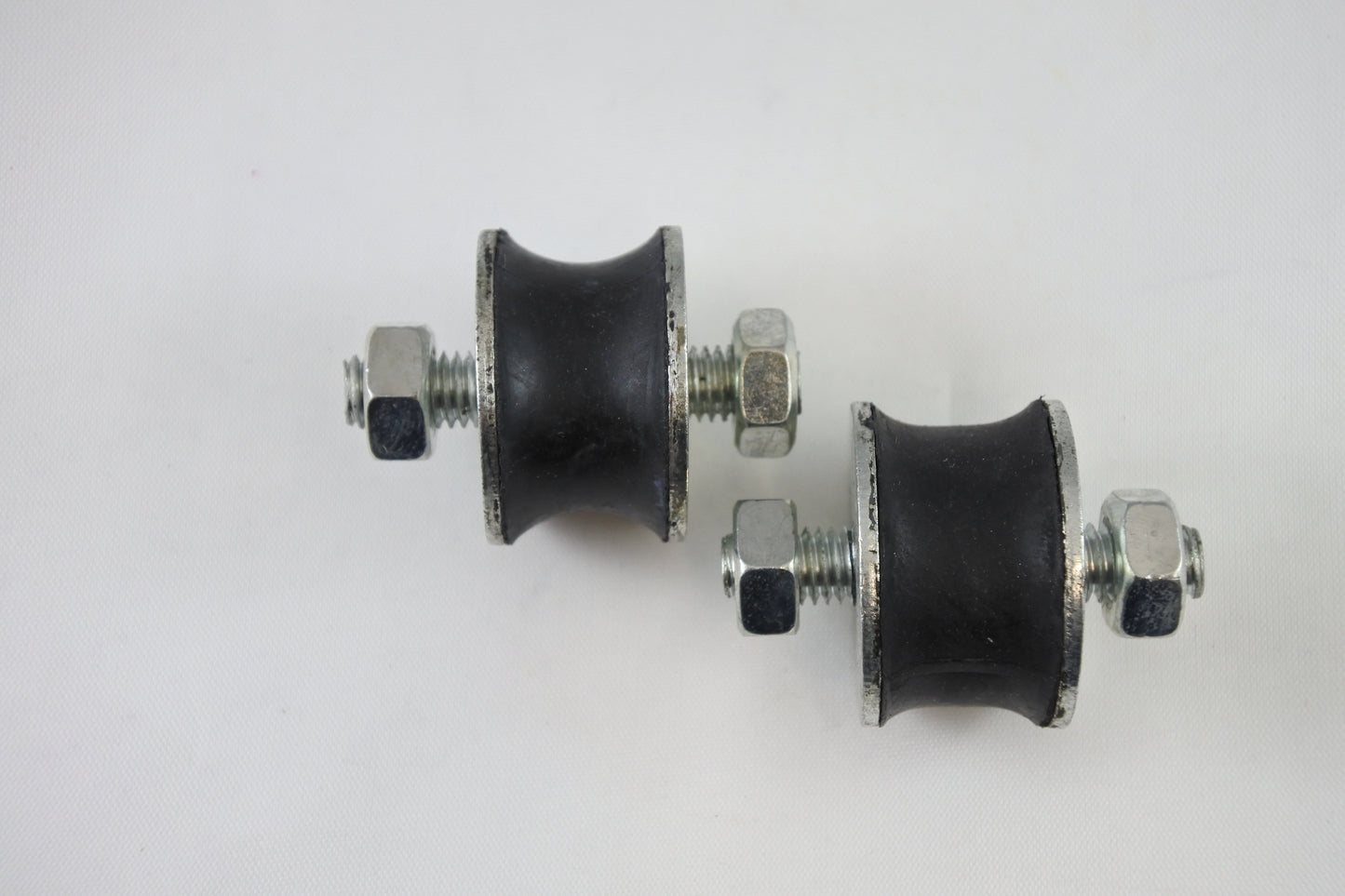 EXHAUST PIPE MOUNT 70-78 OSSA STILETTO PIONEER PHANTOM SDR ISDT VINTCO OW-112-946M