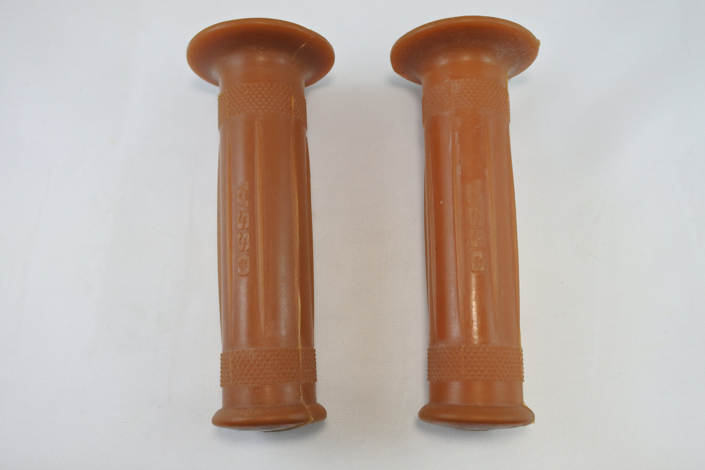 GRIP KIT 74-78 OSSA PHANTOM SUPER PIONEER ISDT 125 175 250 350 VINTCO OW-GK-003