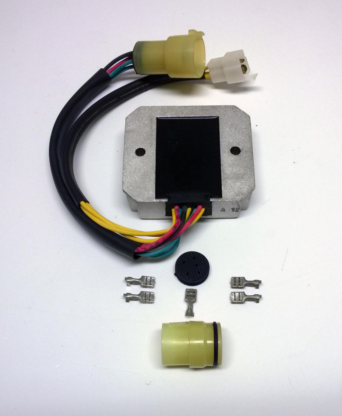 REGULATOR 31600-MV1-003, Honda XRV750 Africa Twin, AHA6065
