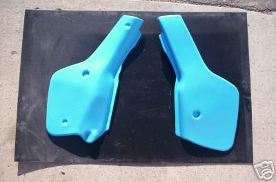 1981/1982 Yamaha IT 250 465 Side Panels