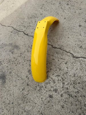 1980 1981 Suzuki PE 175 250 400; 80-82 RS 175 250 Front Fender Yellow Injection Molded