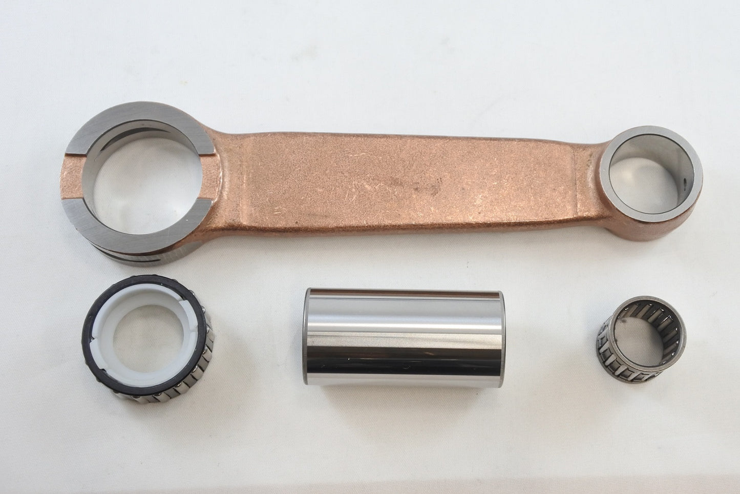 Vintco Connecting Rod Kit for (1972-1975) Husqvarna WR450