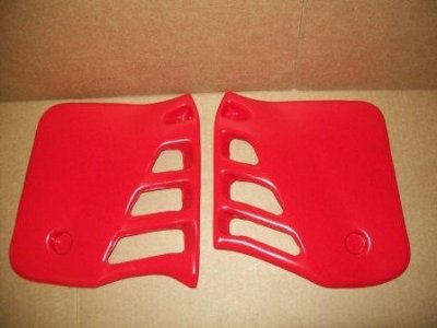 1985/1986 Honda CR 250 Radiator Shrouds Red