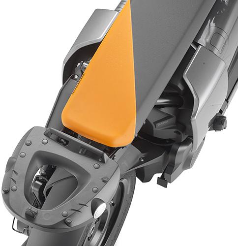 KAPPA KR5142-SPEC.REAR ATT. BMW CE 04 (2022)