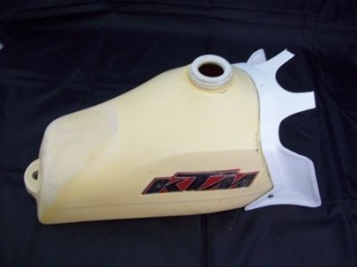 1981/1982 KTM LC 125 Gas Tank Cowling Shroud