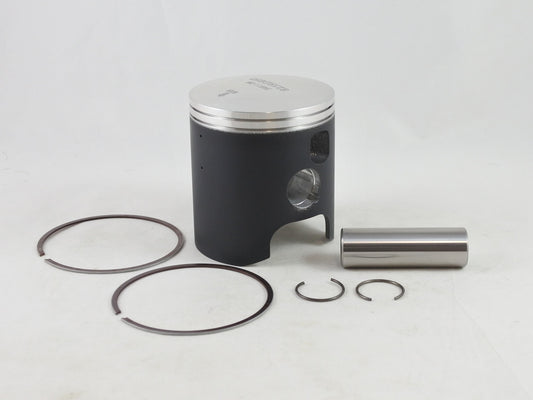PISTON KIT 88-92 SUZUKI LT R 250 67.5mm 0.5mm OVER VINTCO PSS26-0.5