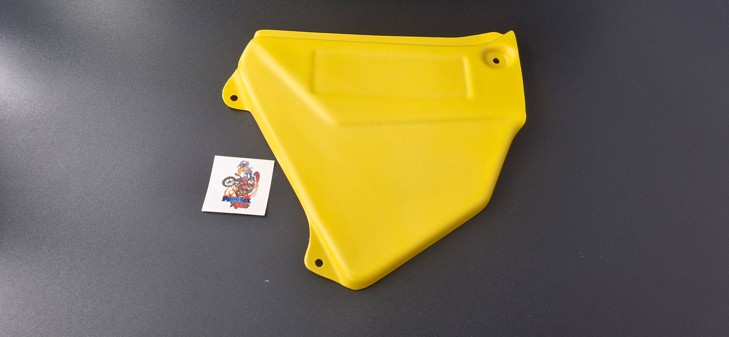 1984/1985 Yamaha YZ 250 490 Side Panels