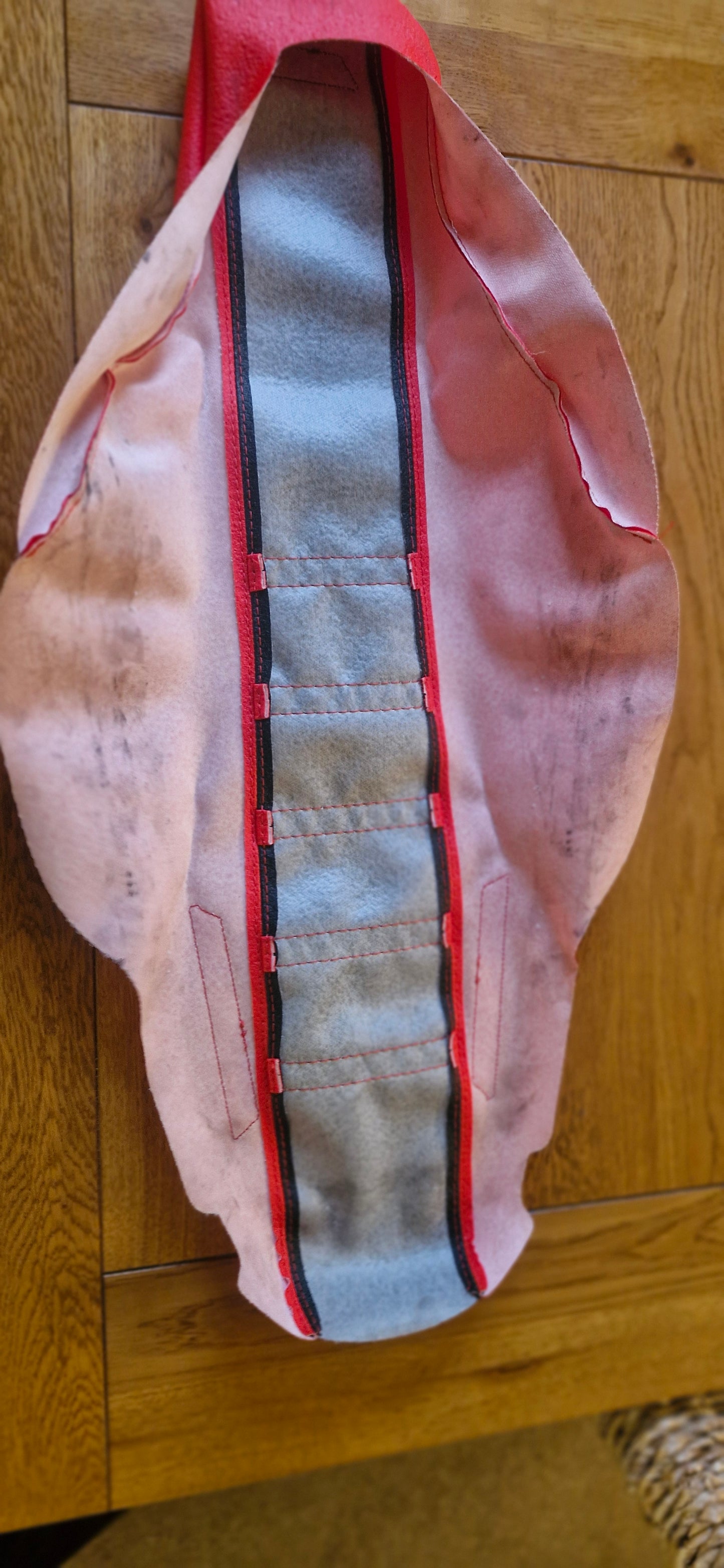 CLEARANCE CRF450 CRF250 ZEBRA RD/BLK, 2018 DESIGN ONLY 5 STRIPES, SEAT COVER BLACKBIRD 1138Z