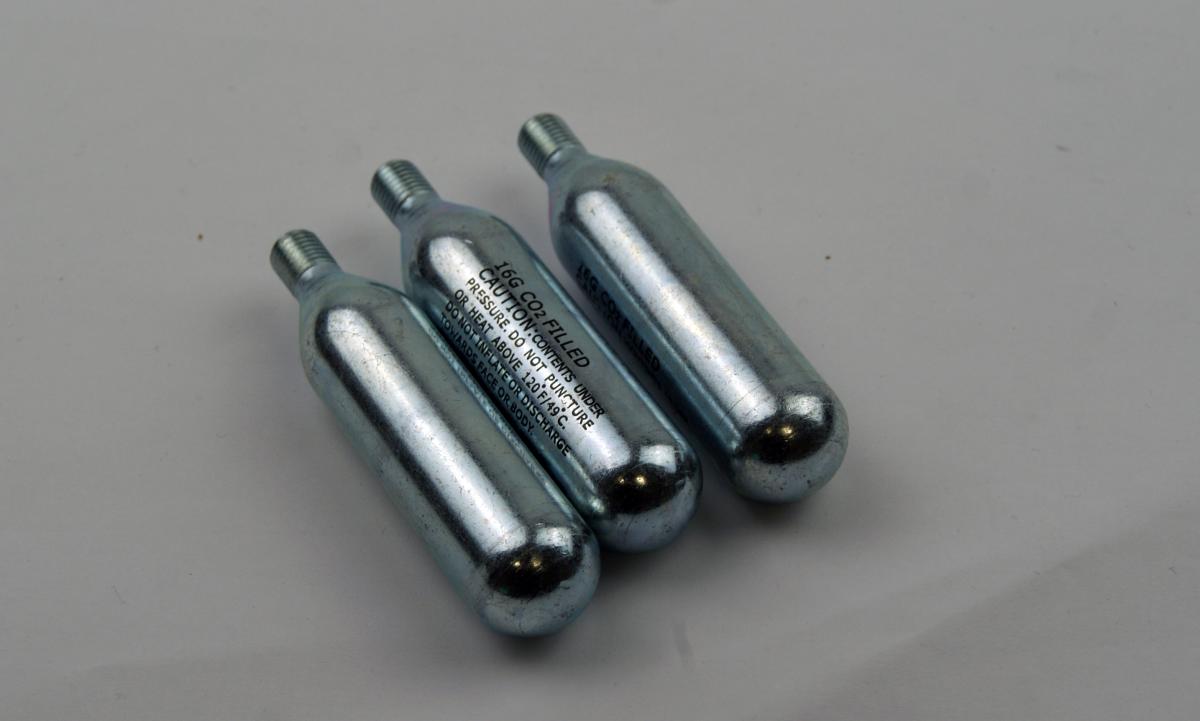 3 x Co2 PUNCTURE REPAIR CARTRIDGE 16g