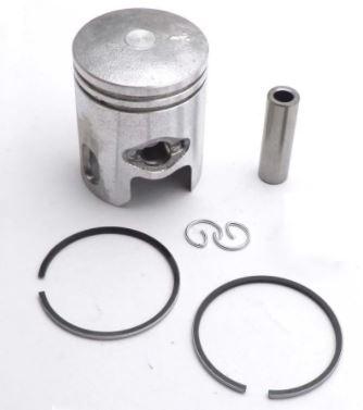 PISTON KIT 40.50 Pin 10mm 50cc Yamaha Jog Minarelli, Piston diameter: 40.50mm ,wrist pin size: 33mm *10mm 2.Fits for 2 stroke 50cc Jog Minarelli Mop