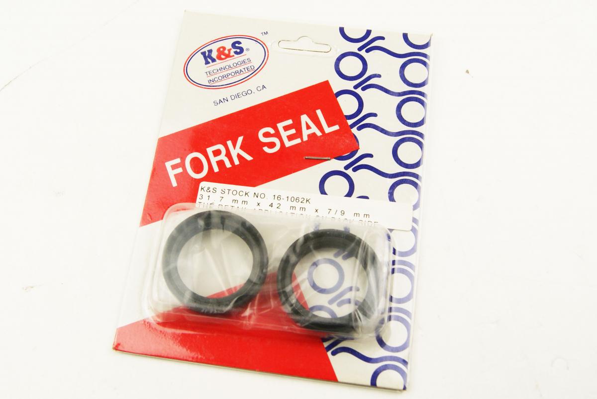 FORK OIL SEAL SET 31.7x42x7/9, PAIOLI