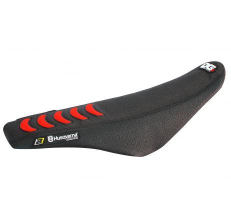 08-13 HUSQVARNA DG3 BK/RED, BLACKBIRD SEAT COVER 1618H