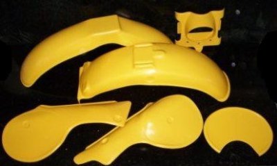 1980/1981 Suzuki PE 175 Plastic Kit